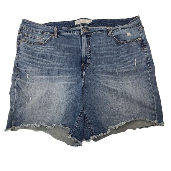 Torrid Womens Plus Size 24 Med Wash Distressed Denim Jean Shorts - Picture 1 of 13